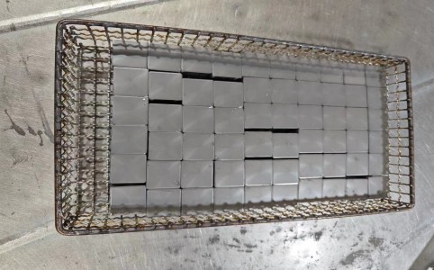 釹鐵硼、鋁鐵硼、鐵硅鋁粉末伺服成型機(jī)