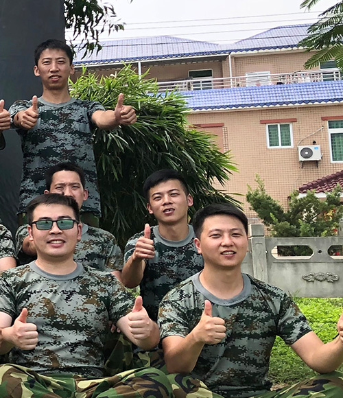 鑫臺(tái)銘團(tuán)隊(duì)聚餐場(chǎng)景