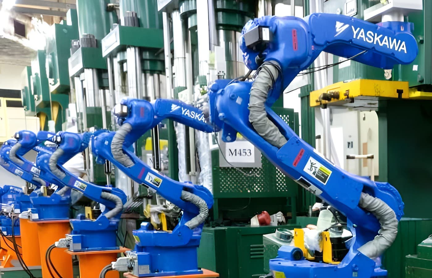 機器人沖壓連線