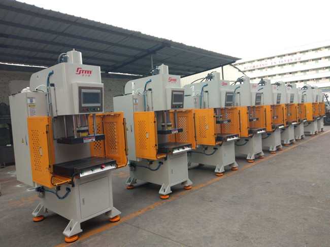 伺服油壓機(jī) 安全穩(wěn)定 節(jié)能環(huán)保 效率高